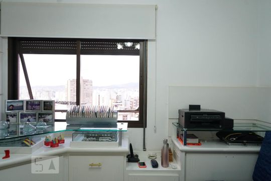 Apartamento à venda em Perdizes, com 3 quartos e piscina no condomínio. Animais de estimação permitidos. — Quarto 1