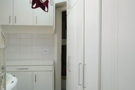 Apartamento à venda em Perdizes, com 3 quartos e piscina no condomínio. Animais de estimação permitidos. — Cozinha