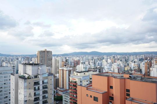 Apartamento à venda em Perdizes, com 3 quartos e piscina no condomínio. Animais de estimação permitidos. — Vista da Suíte