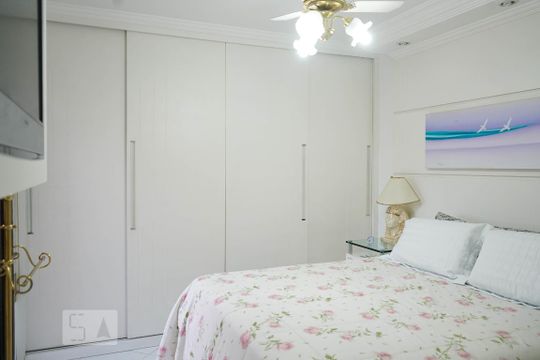 Apartamento à venda em Perdizes, com 3 quartos e piscina no condomínio. Animais de estimação permitidos. — Suíte