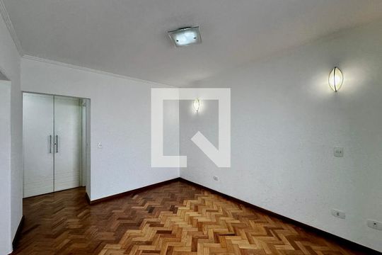 Apartamento para comprar em Campo Belo com varanda, piscina e quatro quartos. — Suíte 1
