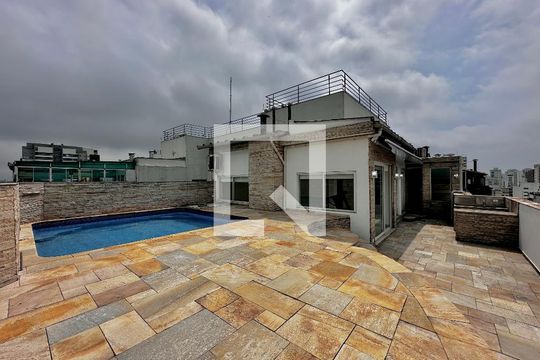 Apartamento para comprar em Campo Belo com varanda, piscina e quatro quartos. — Varanda Superior