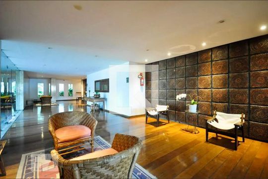 Apartamento para comprar em Campo Belo com varanda, piscina e quatro quartos. — Hall Social Bloco