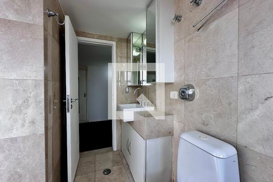 Apartamento para comprar em Campo Belo com varanda, piscina e quatro quartos. — Banheiro Suíte 2 Cobertura