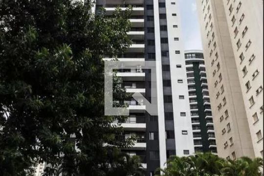 Apartamento em Indianópolis com 3 quartos e varanda. Academia no condomínio. Ideal para comprar. — Fachada