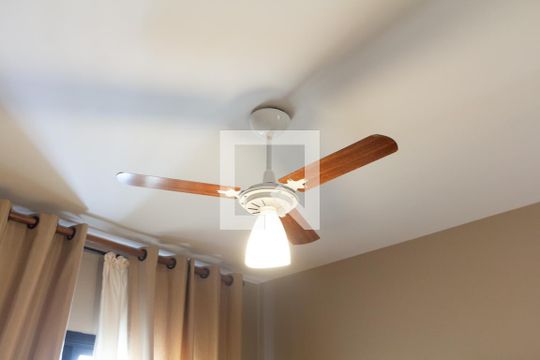 Apartamento em Indianópolis com 3 quartos e varanda. Academia no condomínio. Ideal para comprar. — Quarto 2