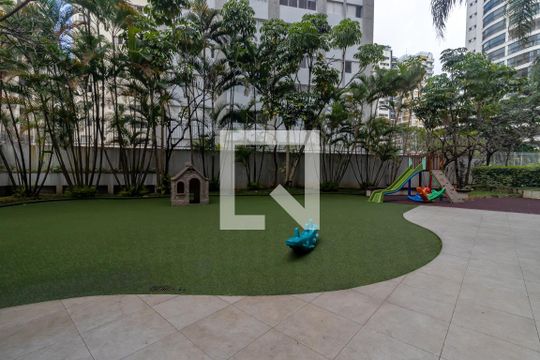 Apartamento à venda, com 187 m², 3 quartos e 3 vagas — Área Comum do prédio