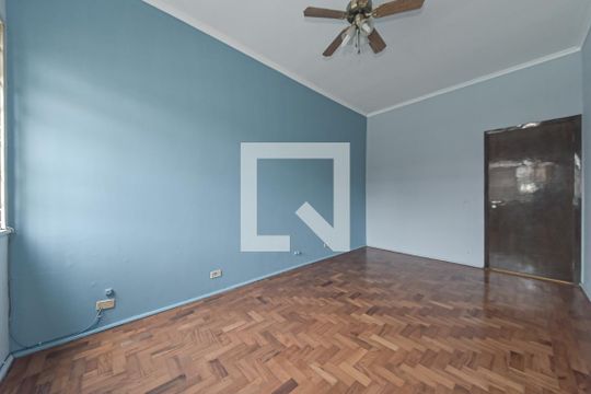 Casa no Brooklin para comprar: 3 quartos, 2 suítes, piscina no condomínio, aceita pets, jardim. — Quarto 1