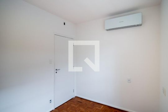 Comprar casa no Itaim Bibi, 3 quartos, aceita pets. — Quarto 1