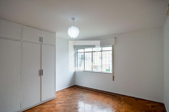 Comprar casa no Itaim Bibi, 3 quartos, aceita pets. — Quarto 3