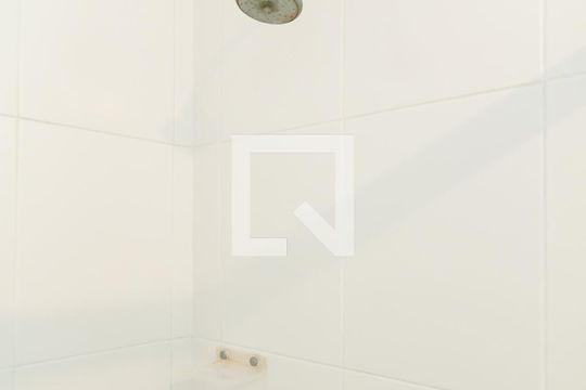 Comprar casa no Itaim Bibi, 3 quartos, aceita pets. — Banheiro Social