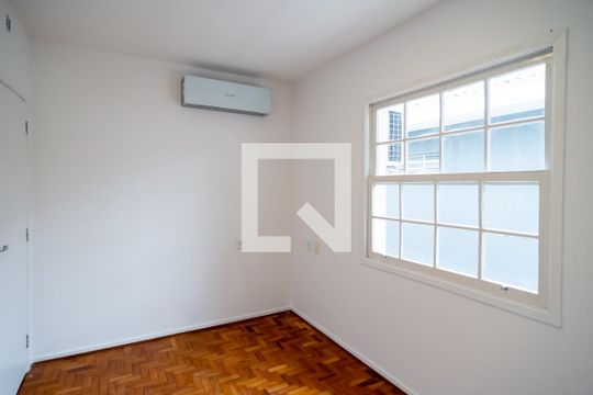 Comprar casa no Itaim Bibi, 3 quartos, aceita pets. — Quarto 1