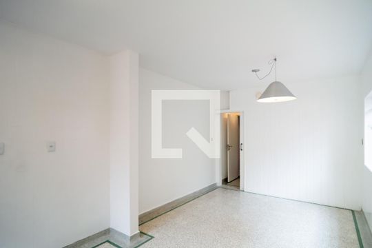 Comprar casa no Itaim Bibi, 3 quartos, aceita pets. — Cozinha