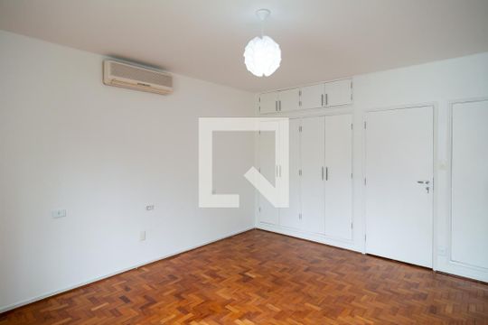 Comprar casa no Itaim Bibi, 3 quartos, aceita pets. — Quarto 3