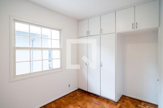 Comprar casa no Itaim Bibi, 3 quartos, aceita pets. — Quarto 1