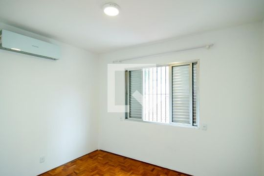 Comprar casa no Itaim Bibi, 3 quartos, aceita pets. — Quarto 2