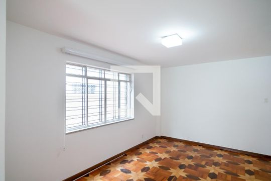 Comprar casa no Itaim Bibi, 3 quartos, aceita pets. — Sala Jantar