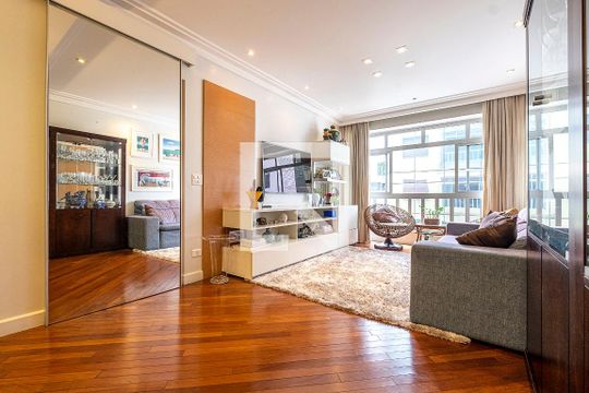 Venda de apartamento no Jardim Paulista: 3 quartos, 1 suíte, varanda, aceita pets. — foto 1