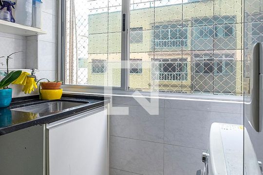 Venda de apartamento no Jardim Paulista: 3 quartos, 1 suíte, varanda, aceita pets. — Cozinha - Lavanderia