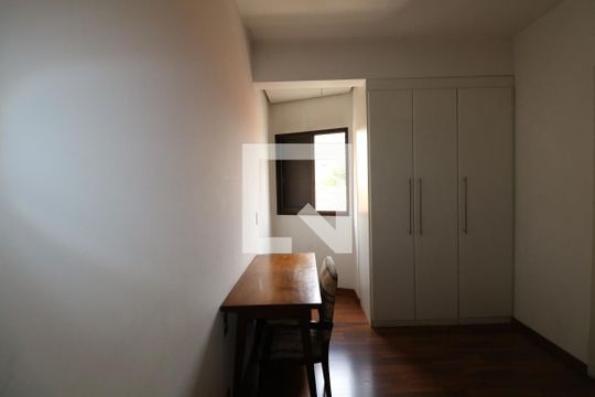 Apartamento à venda com 4 quartos e churrasqueira. — Quarto 1