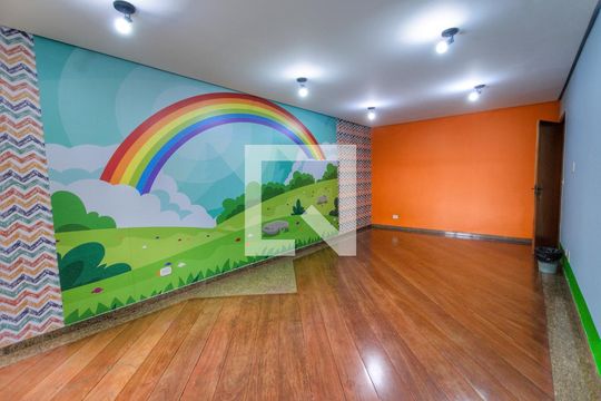 Para comprar apartamento mobiliado com 4 quartos, varanda, piscina e pet-friendly na Vila Mariana. — Área Comum - Brinquedoteca