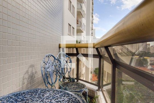 Para comprar apartamento mobiliado com 4 quartos, varanda, piscina e pet-friendly na Vila Mariana. — Quarto 1 - Varanda