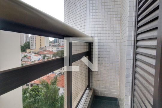 Para comprar apartamento mobiliado com 4 quartos, varanda, piscina e pet-friendly na Vila Mariana. — Quarto 4 - Varanda