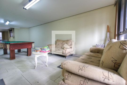 Para comprar apartamento mobiliado com 4 quartos, varanda, piscina e pet-friendly na Vila Mariana. — Área comum - Sala de jogos