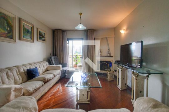 Para comprar apartamento mobiliado com 4 quartos, varanda, piscina e pet-friendly na Vila Mariana. — Sala de Estar