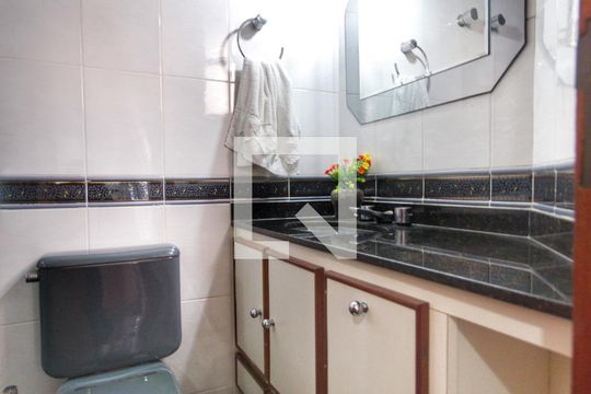 Para comprar apartamento mobiliado com 4 quartos, varanda, piscina e pet-friendly na Vila Mariana. — Quarto 4 - Suíte
