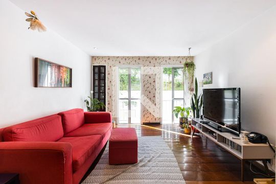 Comprar apartamento com varanda, closet e 4 quartos. — Sala