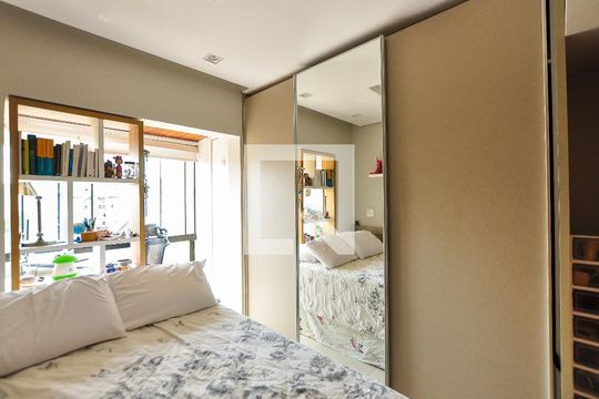 Apartamento com 3 quartos e churrasqueira. Compra ideal com churrasqueira no condomínio. — Quarto 1