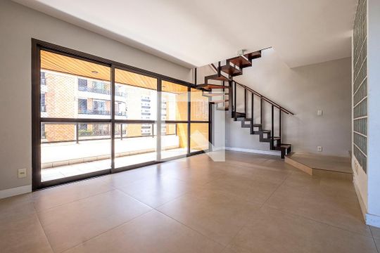 Apartamento à venda, com 335 m², 3 quartos e 4 vagas — foto 1
