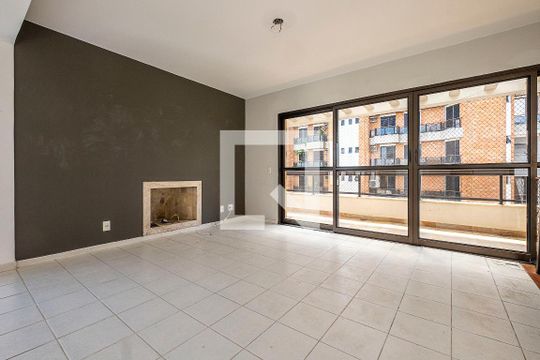 Apartamento à venda, com 335 m², 3 quartos e 4 vagas — Sala 2