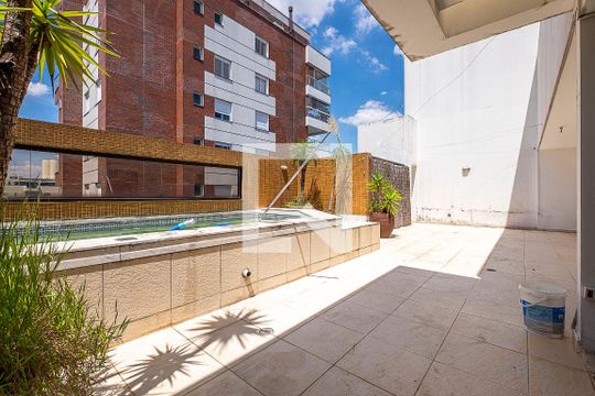 Apartamento à venda, com 335 m², 3 quartos e 4 vagas — Terraço