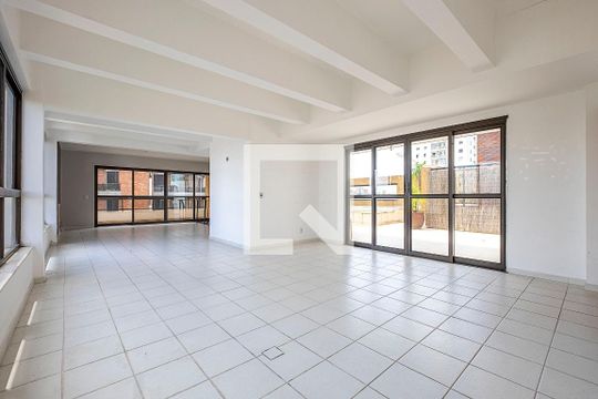 Apartamento à venda, com 335 m², 3 quartos e 4 vagas — Sala 2