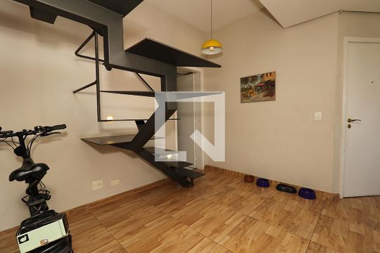 Apartamento à venda com 4 quartos, varanda e churrasqueira. — Sala 2