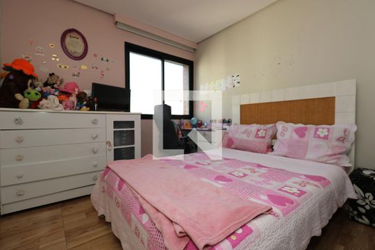 Apartamento à venda com 4 quartos, varanda e churrasqueira. — Quarto 4 Suíte