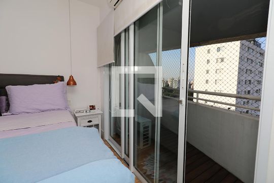 Apartamento à venda com 4 quartos, varanda e churrasqueira. — Quarto 1 Suíte