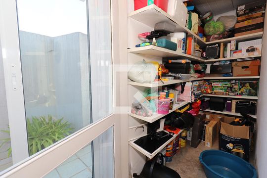 Apartamento à venda com 4 quartos, varanda e churrasqueira. — Sala - Armário