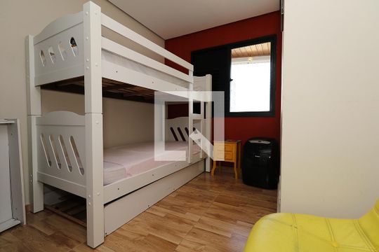 Apartamento à venda com 4 quartos, varanda e churrasqueira. — Quarto 2