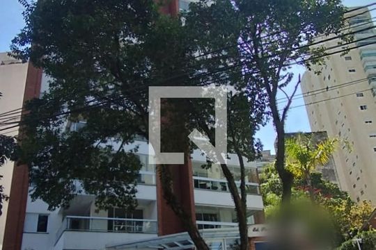 Compra apartamento com 3 suítes e 3 quartos. Oportunidade para comprar ou venda rápida. — Fachada