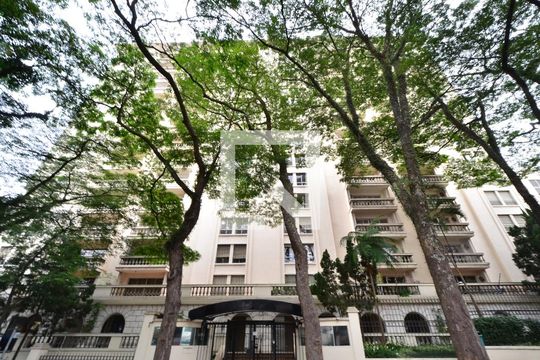 Apartamento à venda na Vila Clementino com 4 quartos, quintal, varanda e piscina no condomínio. — Fachada do Prédio