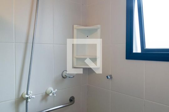 Apartamento em Campo Belo, com 4 dormitórios. Excelente opção para compra ou venda! — Banheiro Quarto 3 - Suíte