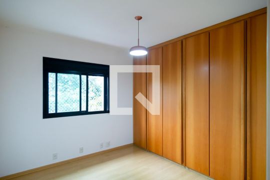 Apartamento em Campo Belo, com 4 dormitórios. Excelente opção para compra ou venda! — Quarto 1