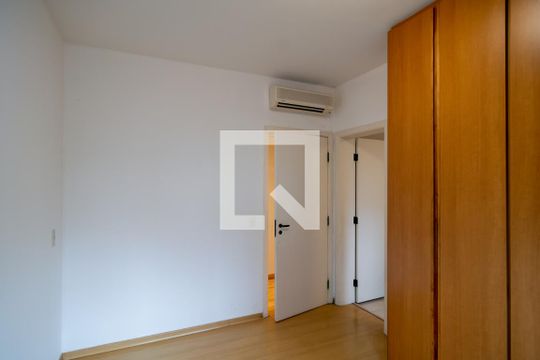 Apartamento em Campo Belo, com 4 dormitórios. Excelente opção para compra ou venda! — Quarto 3 - Suíte