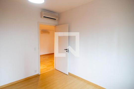 Apartamento em Campo Belo, com 4 dormitórios. Excelente opção para compra ou venda! — Quarto 1