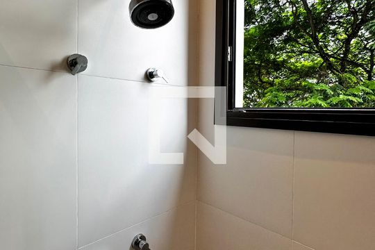 Apartamento em Campo Belo com 3 quartos e closet. Academia no condomínio. Ideal para comprar. — Banheiro 2 Suíte 2