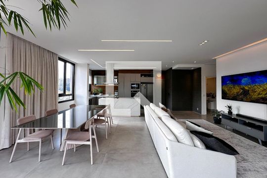 Apartamento em Campo Belo com 3 quartos e closet. Academia no condomínio. Ideal para comprar. — Sala
