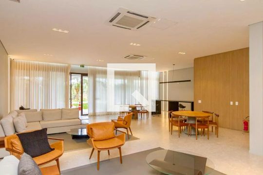 Apartamento em Campo Belo com 3 quartos e closet. Academia no condomínio. Ideal para comprar. — Área comum - Salão de festas